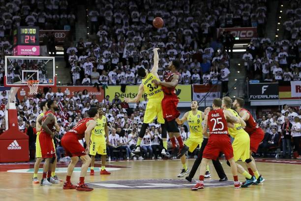 在比赛的前 在比赛的前