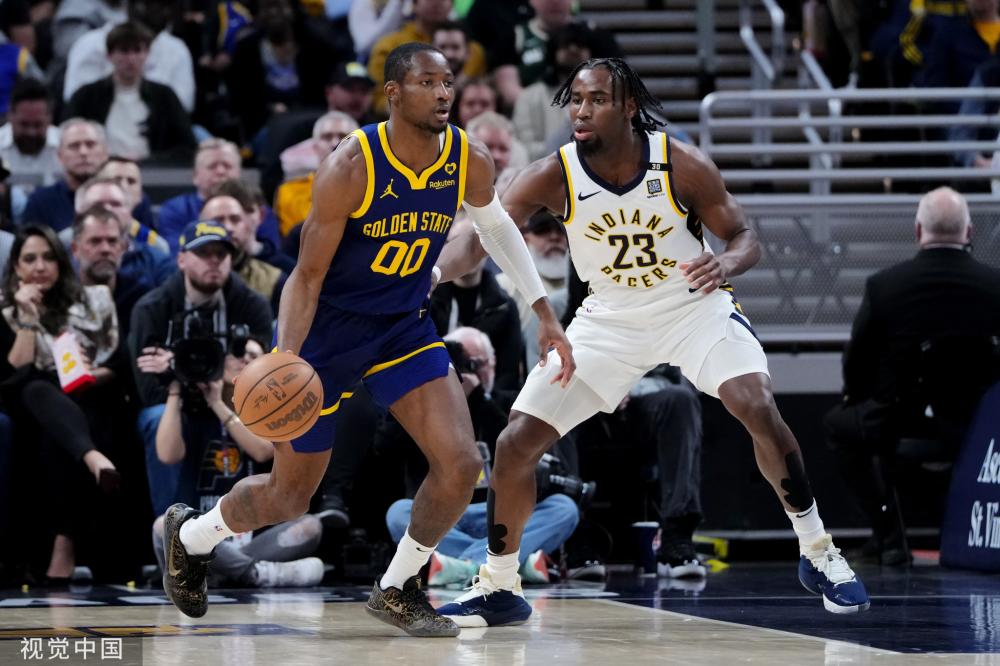 在客场对阵 在客场对阵