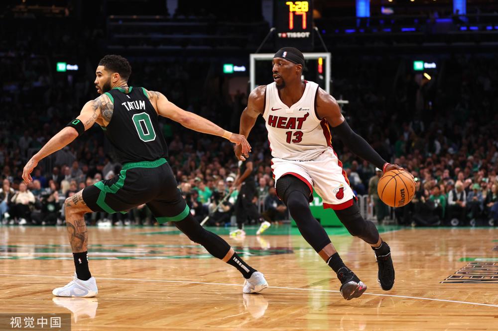 球迷们期待 球迷们期待