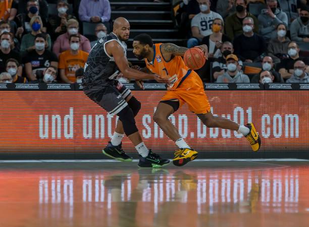 独行侠豪阵 独行侠豪阵